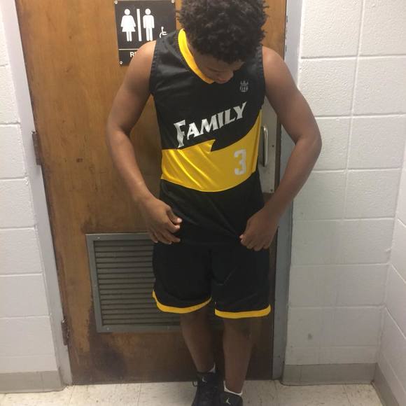 Meet your Posher, Demarcus - Picture 1 of 1